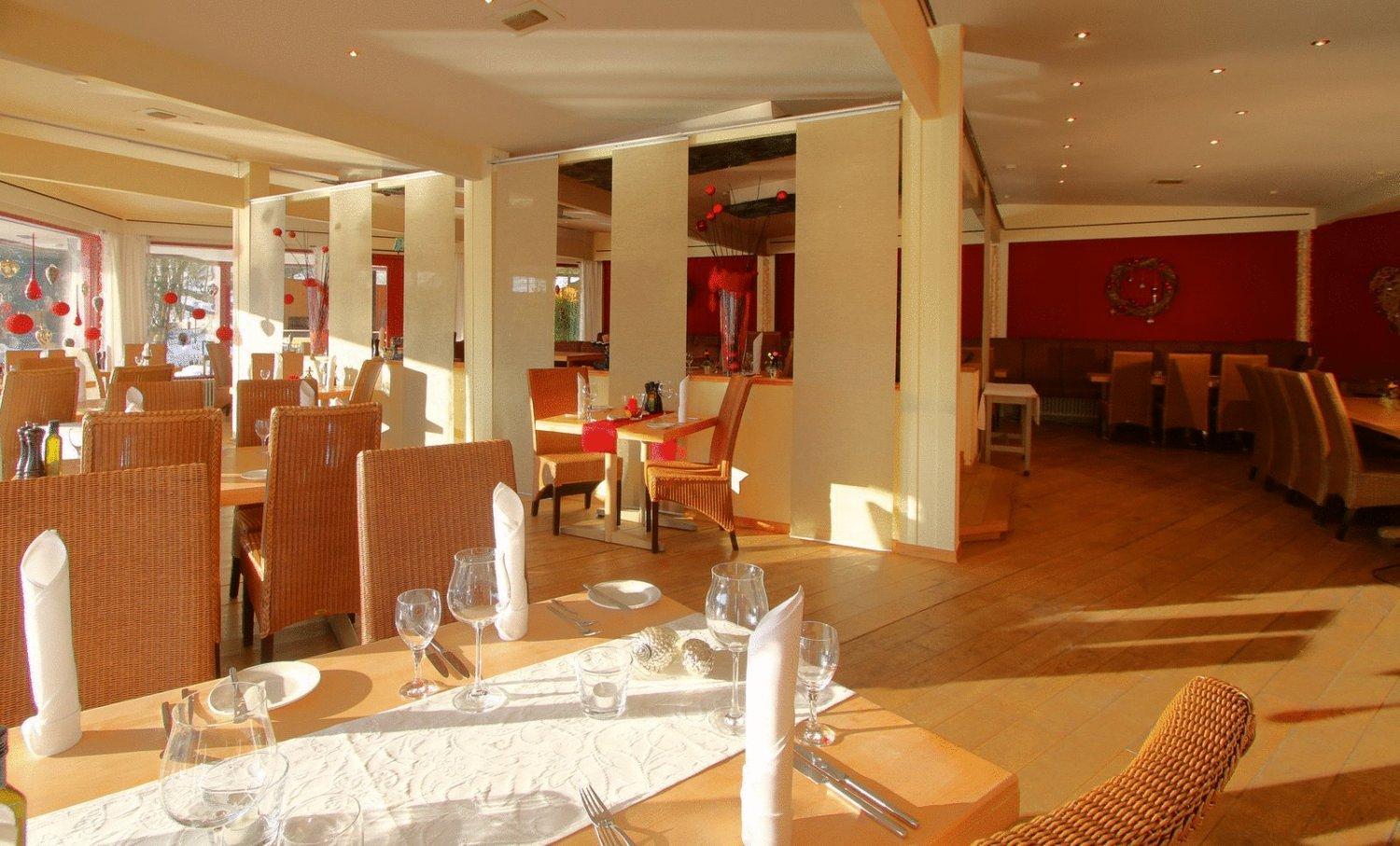 Malteser Komturei Hotel / Restaurant Bergisch Gladbach Ngoại thất bức ảnh